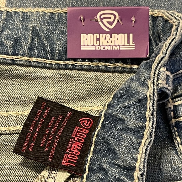 Rock & Roll Denim Horseshoe Cactus Mid-rise Boot cut Jeans NWT - Picture 6 of 6